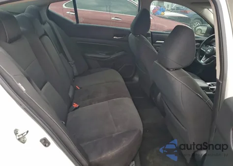 2021 Nissan Altima Sv z USA, uszkodzony, nr VIN 1N4BL4DV8MN317195